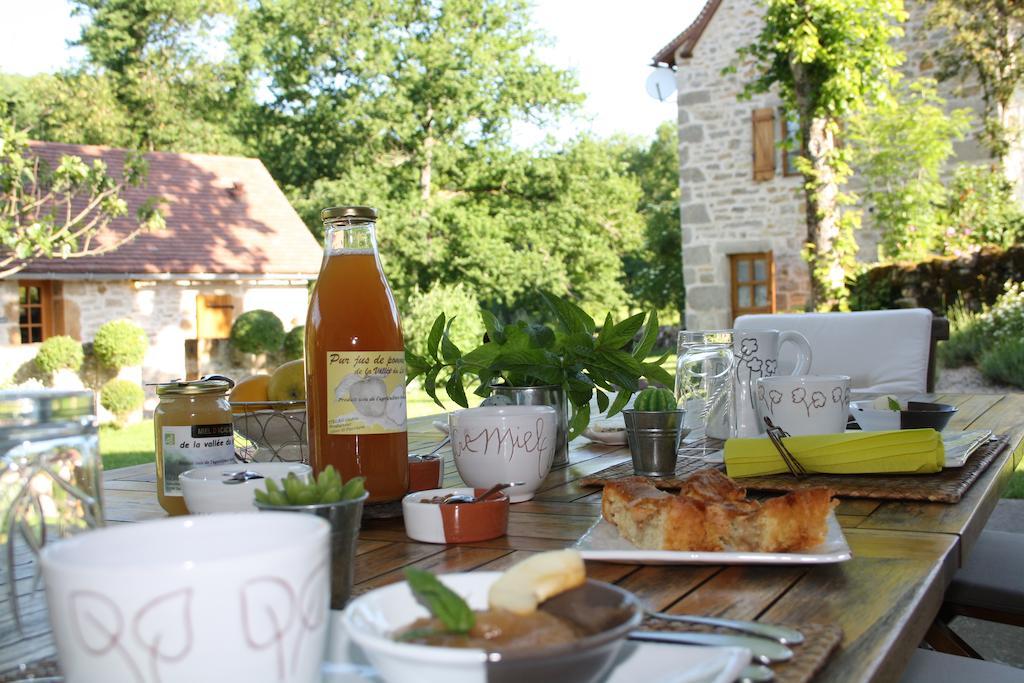 Bed and Breakfast Le Hameau Du Quercy Frontenac  Pokój zdjęcie